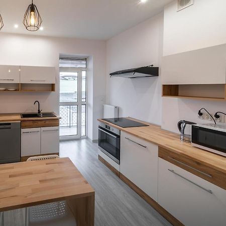אופולה Around The World Vision Apartment - Centrum מראה חיצוני תמונה